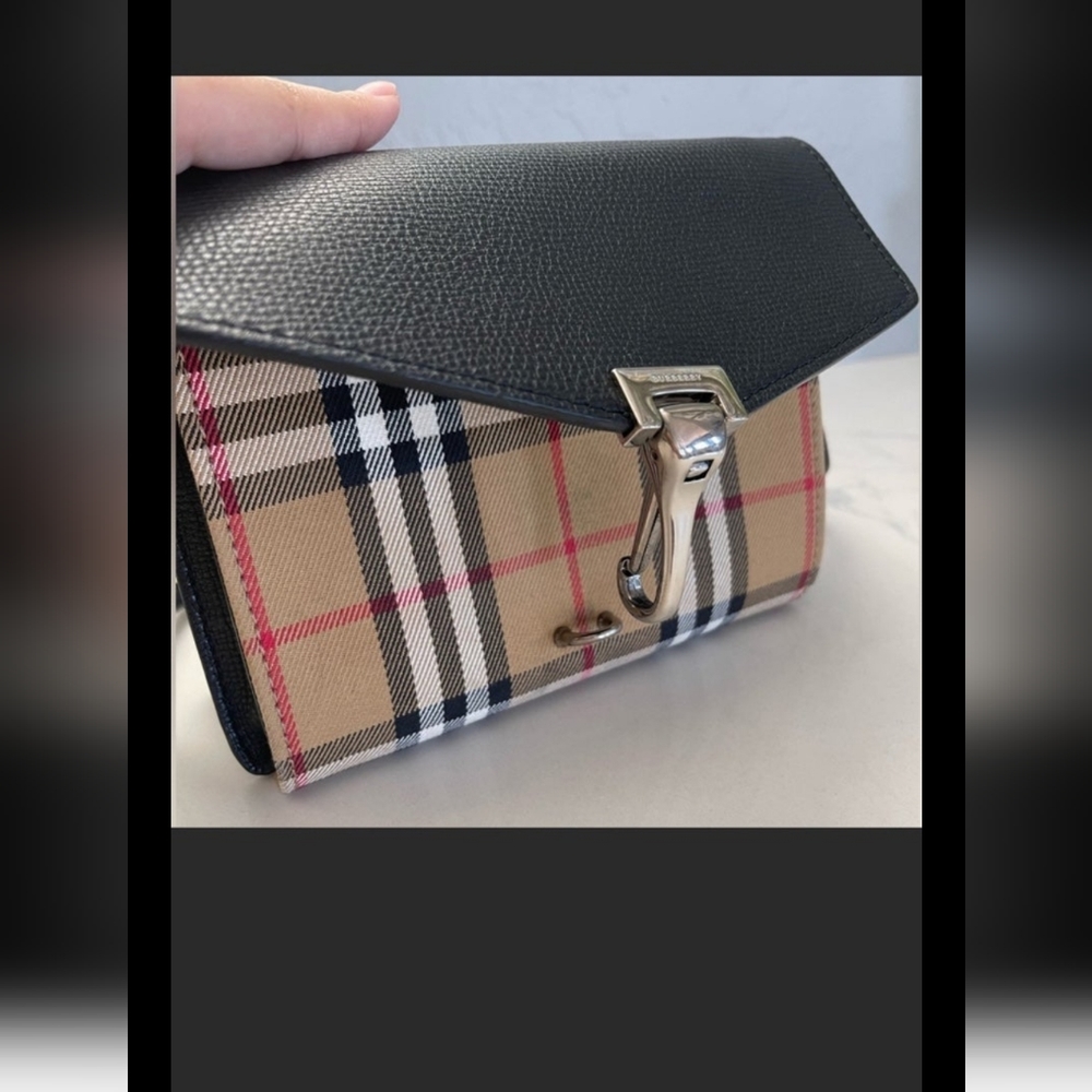 Burberry Macken Crossbody Bag - Picture 4 of 13